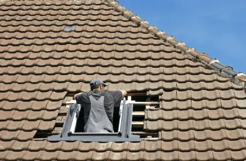 Pose de velux - Valence-en-Poitou